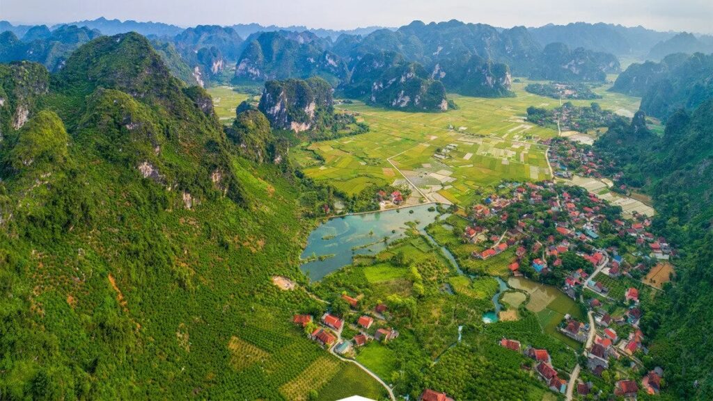 Lạc vào cảnh quan hùng vĩ và văn hóa đặc sắc tại Hữu Lũng – Top trải nghiệm nhất định phải thử