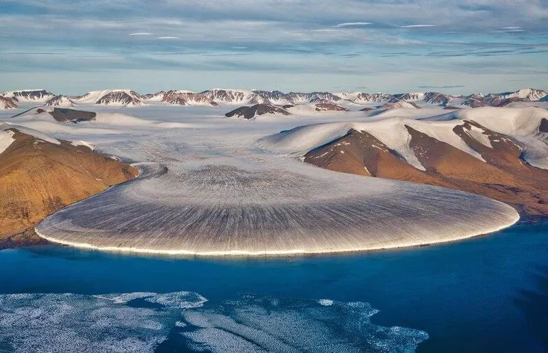 Hồ Abbe – Nơi Tận Cùng Thế Giới Nứt Thành Đại Dương