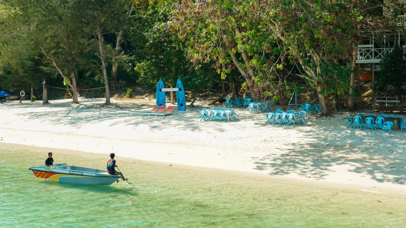 Đi bộ dưới biển và những điều kỳ thú khi đến đảo Sepanggar, Malaysia