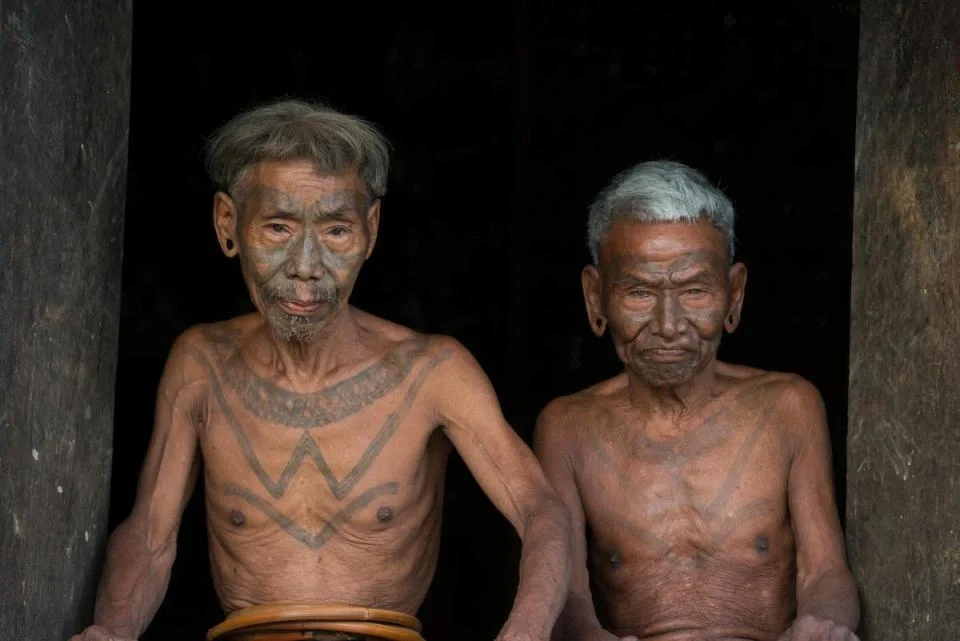 Có gì bên trong bộ tộc săn đầu người cuối cùng ở Malaysia?